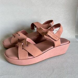 Rockport Women's Blush Pink Platform Sandals